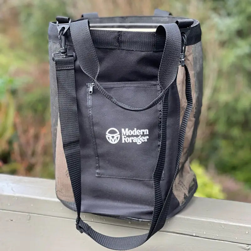 Round Mesh Foraging Bag with Pocket